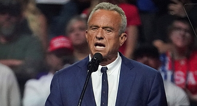 KENEDDY, TRUMP'IN EKİBİNE KATILIYOR