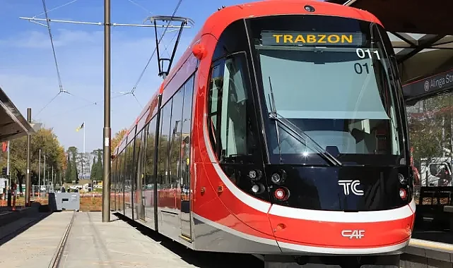 MARAŞ CADDESİ'NE RAYLI SİSTEM GİREMEZ!