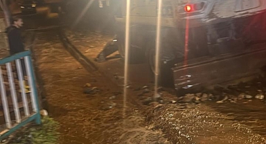 OF'UN O MAHALLESİNDE SU BASKINLARI KONTROL ALTINA ALINDI