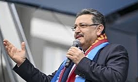 TRABZON BÜYÜKŞEHİR BELEDİYE BAŞKANI AHMET METİN GENÇ: "BİZ İŞİMİZE BAKIYORUZ, POLEMİK YAPMAK İÇİN BURADA DEĞİLİZ"