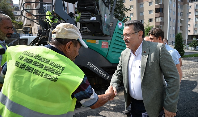 BÜYÜKŞEHİR'DEN ASFALT ATAĞI