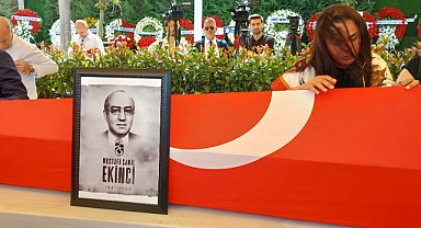 EFSANE BAŞKAN EBEDİYETE UĞURLANDI