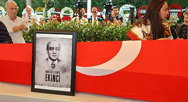 İŞ VE SPOR DÜNYASI EKİNCİ'NİN CENAZESİ İÇİN İSTANBUL'A AKIN ETTİ