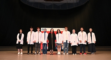 KTÜ'DE BEYAZ ÖNLÜKLER GİYİLDİ