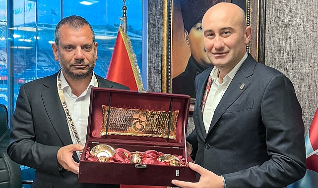 MAÇ ÖNCESİ DOSTLUK YEMEĞİ