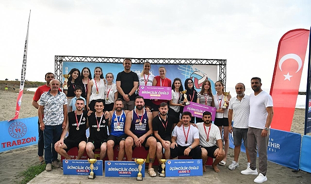 PLAJ VOLEYBOLUNDA KAZANANLAR BELLİ OLDU