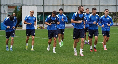 RİZESPOR ALANYASPOR MESAİSİNE BAŞLADI