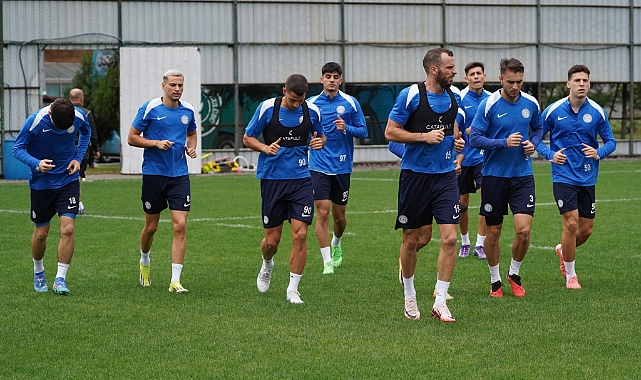 RİZESPOR ALANYASPOR MESAİSİNE BAŞLADI