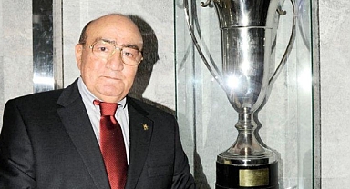 ŞAMİL EKİNCİ ALKIŞLANACAK