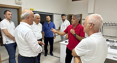 ŞENOL HOCADAN BİLİM MERKEZİNE ZİYARET