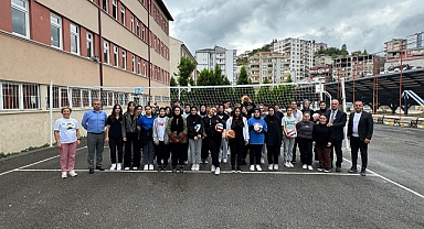 AKÇAABAT BELEDİYESİ'NDEN OKULLARA DESTEK