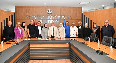 BAŞKAN GENÇ ENGELLERİ AŞTI 