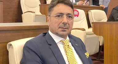 ÇAKIROĞLU, AĞIRALİOĞLU'NUN KURACAĞI PARTİYE GEÇECEK Mİ?