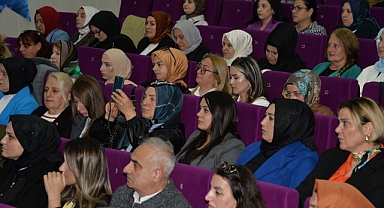 GENÇ: BAĞIMLILIKLA TOPYEKUN MÜCADELE ETMEMİZ LAZIM