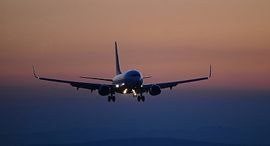 İRAN'DA TÜM UÇUŞLAR İPTAL