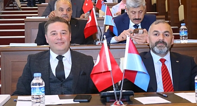 KESİNLİKLE AK PARTİ'YE KATILMAYACAĞIM...