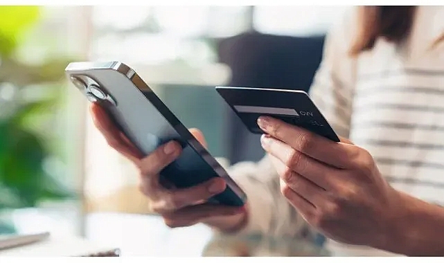 KREDİ KARTINA 750 TL'LİK HİZMET BEDELİ İPTAL