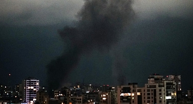 LÜBNAN'A BOMBA YAĞDI!