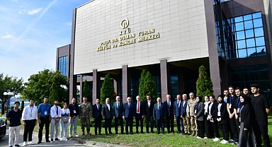 SİYASET BİLİMİ KONGRESİNDE KIBRIS DAVASI UNUTULMADI