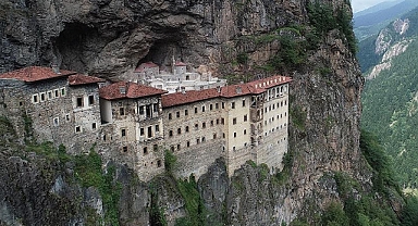 SÜMELA'YI 9 AYDA 396 BİN TURİST ZİYARET ETTİ