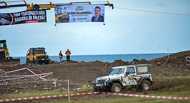 TRABZON'DA OFF-ROAD YARIŞLARI NEFES KESTİ