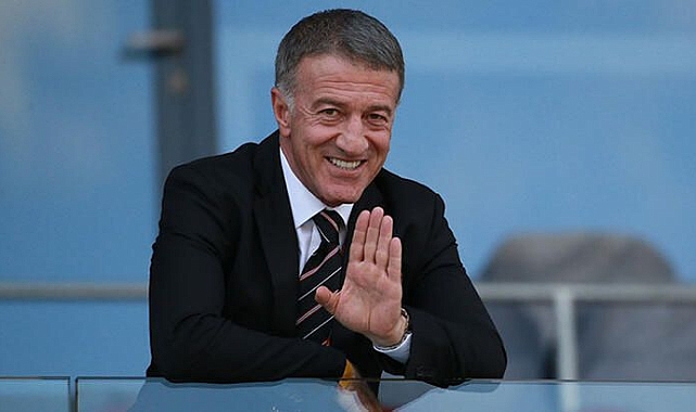 AHMET AĞAOĞLU'NA ADAYLIK BASKISI