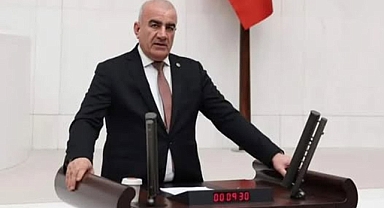 AK PARTİLİ VEKİL EMEKLİ SÖZÜNÜ AĞZINA ALMADI!