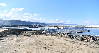 BAKAN URALOĞLU GÜLCEMAL'İ İNCELEDİ