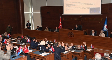 BAŞKAN GENÇ: RAYLI SİSTEMİ EN KISA SÜREDE YAPACAĞIZ