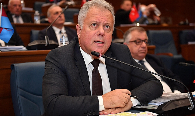 CHP'Lİ ZORLU: BÜYÜKŞEHİR GERİ ADIM ATMAZSA VATANDAŞ MAĞDUR OLACAK