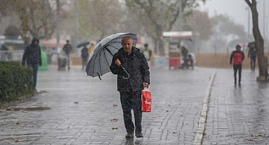 DOĞU KARADENİZ'DE FIRTINA UYARISI