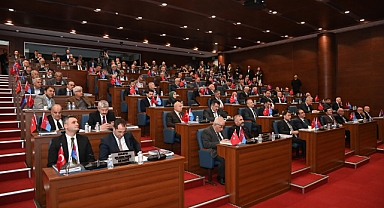 GENÇ: RAYLI SİSTEMDE BİR YIL İÇİNDE İLK KAZMAYI VURMAK İSTİYORUZ