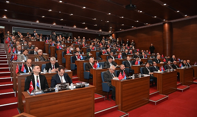 GENÇ: RAYLI SİSTEMDE BİR YIL İÇİNDE İLK KAZMAYI VURMAK İSTİYORUZ