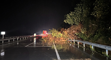 KARADENİZ SAHİL YOLU ULAŞIMA KAPANDI