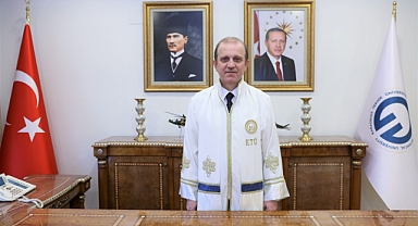 KTÜ REKTÖRÜ ÇUVALCI'DAN 10 KASIM MESAJI