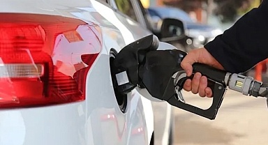 MOTORİNE ZAM GELİYOR... DEPOLARI DOLDURUN...