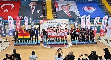 PATEN FUTBOLUNDA ŞAMPİYON TÜRKİYE VE İRAN 