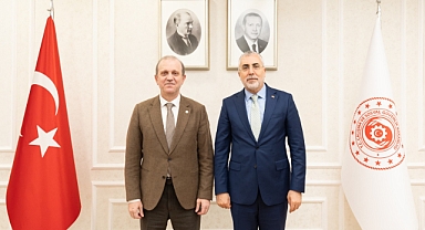 REKTÖR ÇUVALCI'DAN BAKAN IŞIKHAN'A ZİYARET