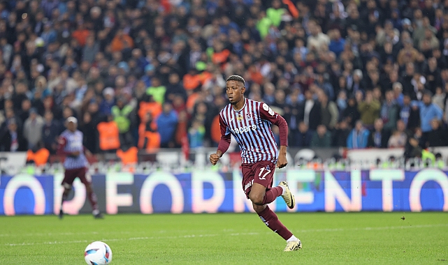 SİMON BANZA GÖZÜNÜ KRALLIĞA DİKTİ