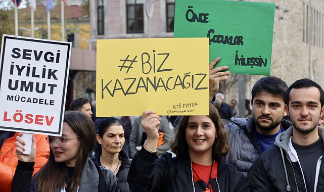 TRABZON'DA LÖSEMİLİ ÇOCUKLARA DESTEK YÜRÜYÜŞÜ