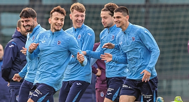 TRABZONSPOR'DA OYUNCULARIN KEYFİ YERİNDE!