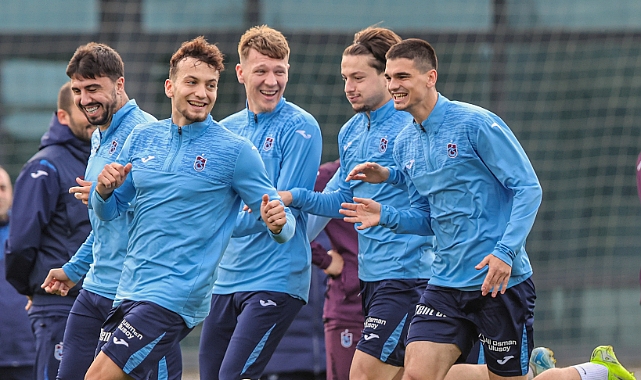 TRABZONSPOR'DA OYUNCULARIN KEYFİ YERİNDE!