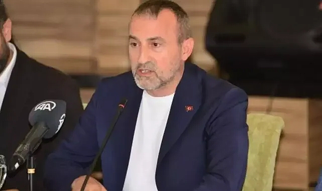 VE HACIKERİMOĞLU KARARINI AÇIKLADI: ADAY DEĞİLİM!