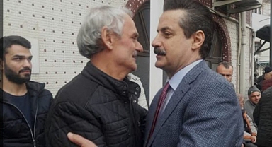 YA DEĞİŞİM OLUR YA DA İSTİFA EDERİZ!