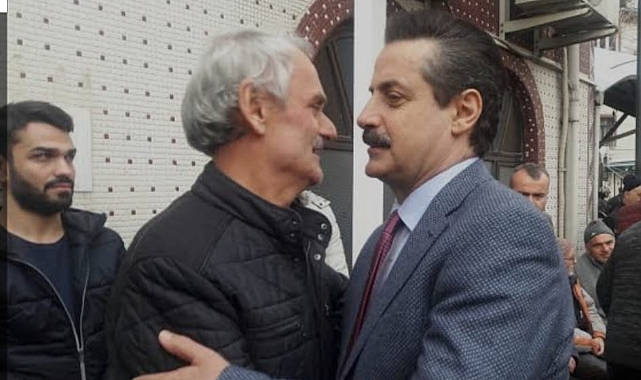 YA DEĞİŞİM OLUR YA DA İSTİFA EDERİZ!