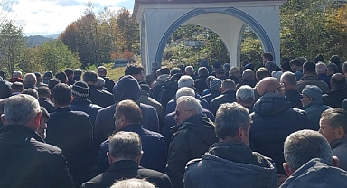 YAŞLI ÇİFTİ ÖLÜM BİLE AYIRAMADI... BÜYÜK ACI...