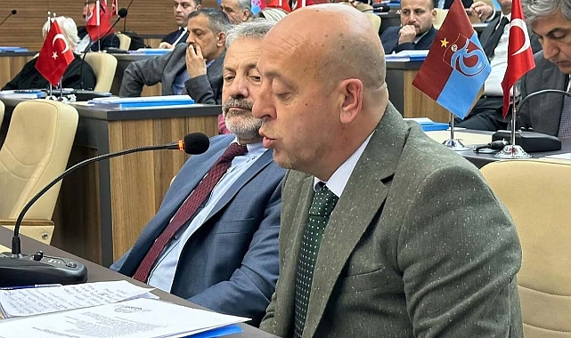 ACZİYET İÇERİSİNDELER, HİZMET YOK ALGI ÇOK!