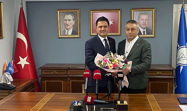 AK PARTİ ORTAHİSAR'DA DEVİR TESLİM TÖRENİ