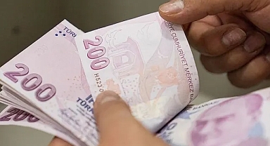 AK PARTİLİ VEKİLLERE ASGARİ ÜCRET TEPKİSİ