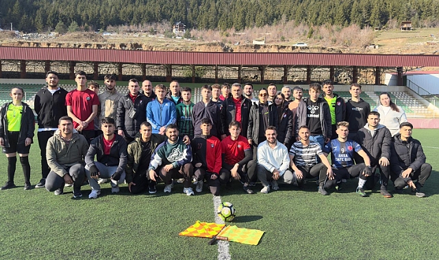 ARTVİN'DE ADAY HAKEM KURSU AÇILDI